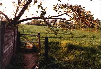 Poundfield Footpath