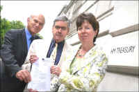 Letter being handed to Treasury 21 Aug 2007