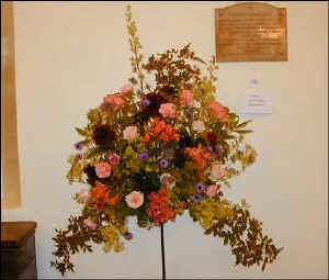 flower24.jpg (20107 bytes)
